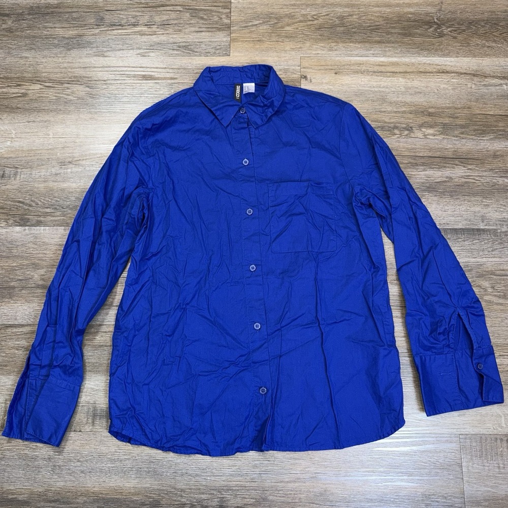 H&M Divided Vivid Blue Long-Sleeve Button-Up Shirt Womens XS Pocket Barrel Cuffs